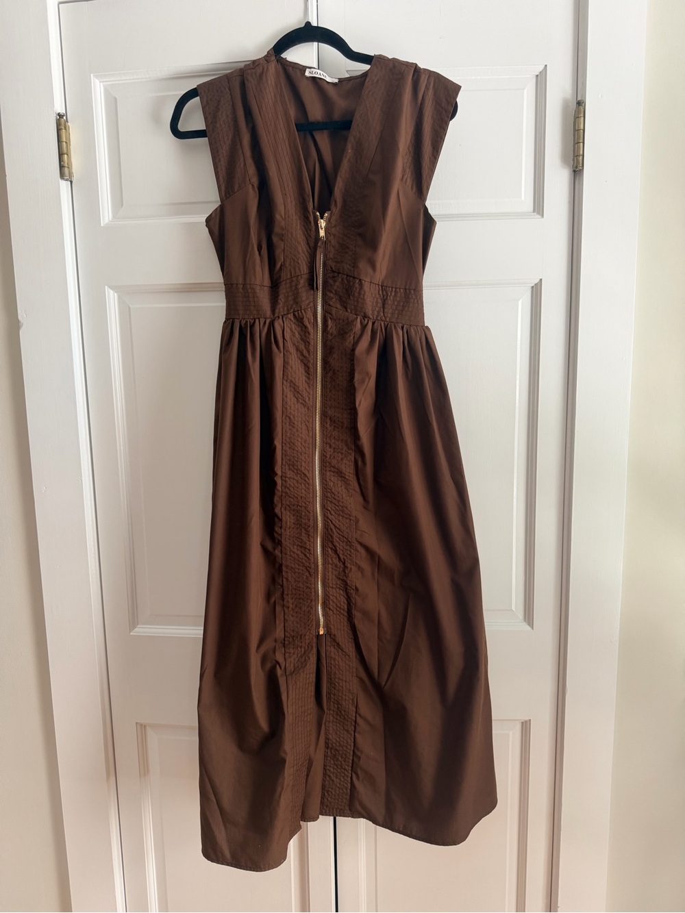 Sloane Chocolate Brown Sleeveless Midi Dress Front Zip V-Neck Flared Skirt S